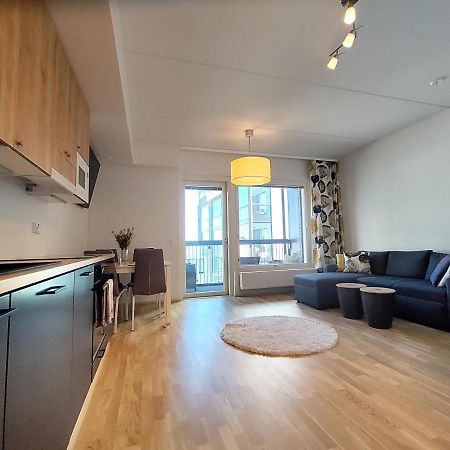 Fully Equipped New Apartment With Free Parking Tampere Exterior foto